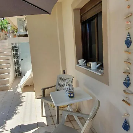 Villa Welcoming In With Garden Loutra Oraias Elenis